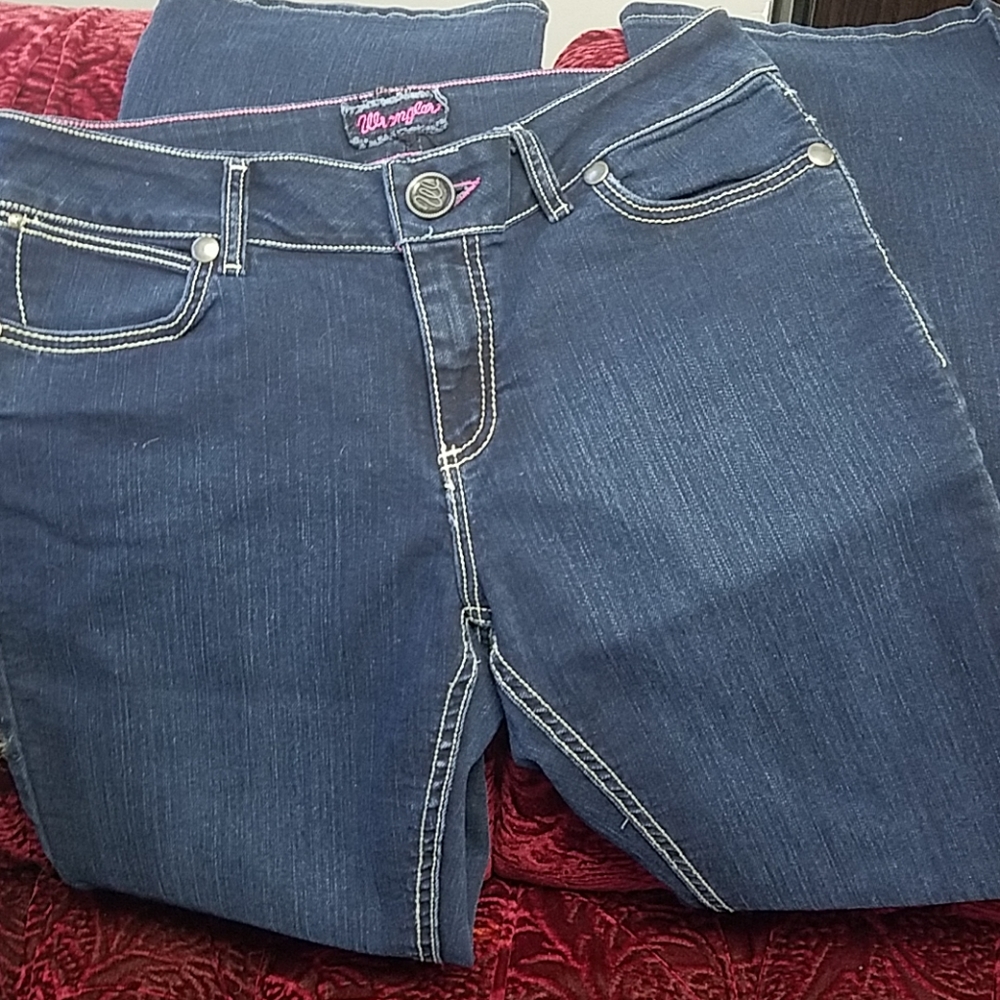 Women's Wrangler Jean's 9/10 x 32